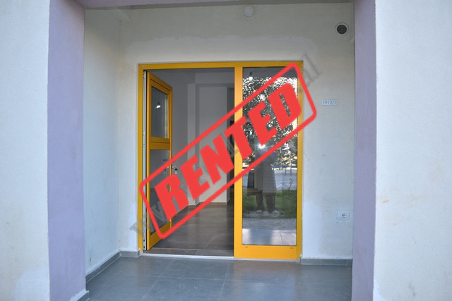 Ambient tregtar&nbsp;&nbsp;per qira ne kompleksin Mangalem 21&nbsp;
Dyqani ndodhet ne katin 0 te nj